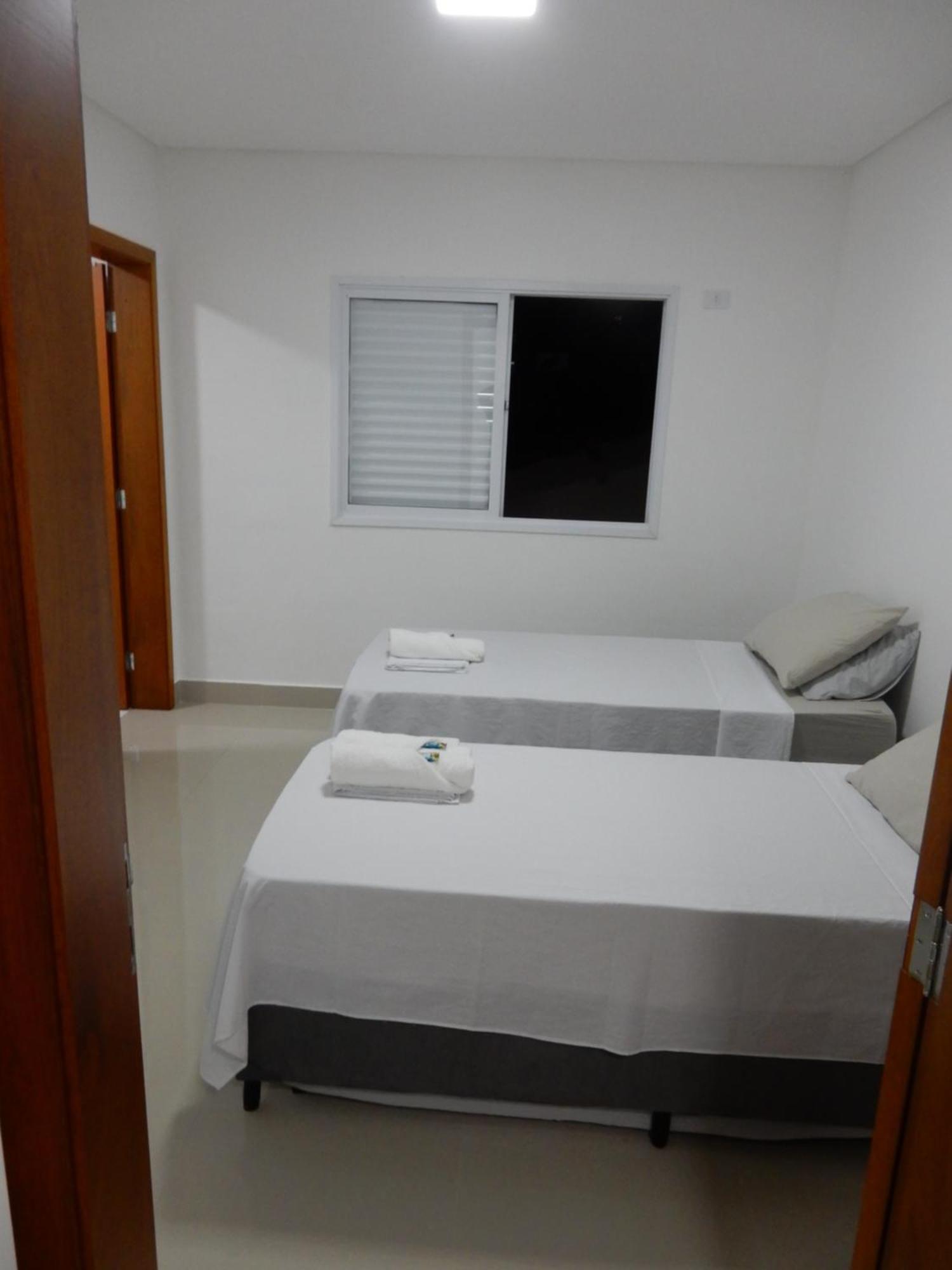 Casa Sete Enseada Ar Cond Suite E Estacionamento Gratis E Uma Otima Localizacao Na Enseada グァルジャー エクステリア 写真